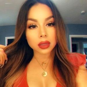 Meet your Posher, Lady